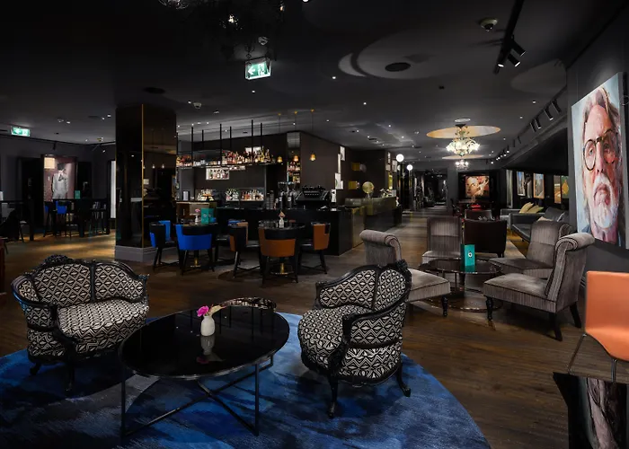 Qt Wellington Hotel