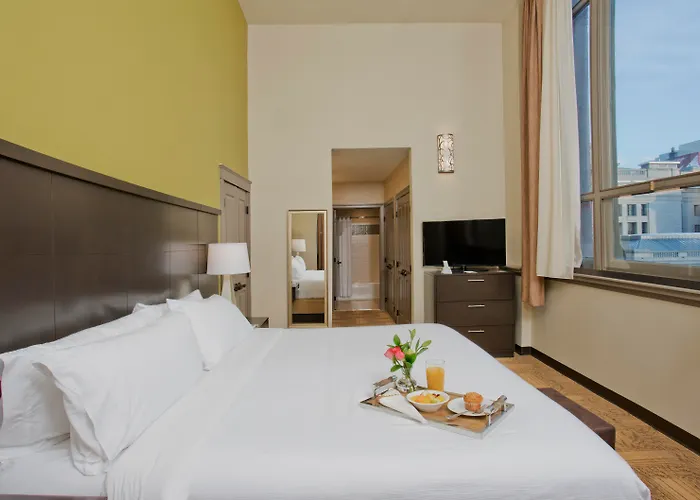 Hotels with ParkingStaybridge Suites Baltimore - Inner Harbor By Ihg