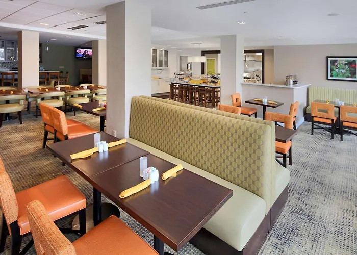 Hilton Garden Inn Reagan National Airport Arlington