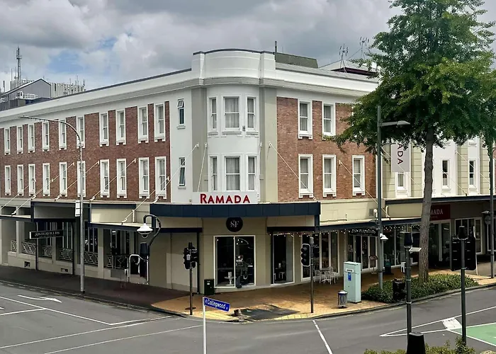 Ramada By Wyndham, Hamilton City Center