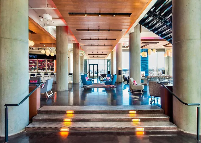 Aloft Boston Seaport District Hotel