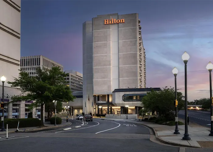 Hilton Arlington National Landing Hotel