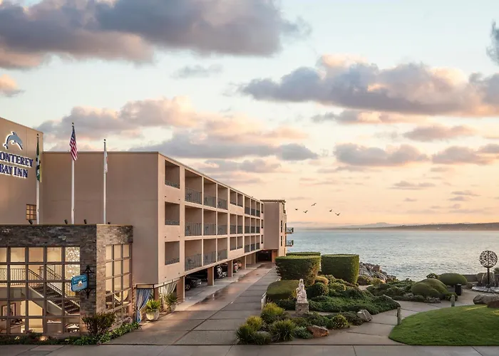 Hotels with ParkingMonterey Bay Inn