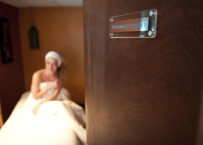 Suncliff Hotel - Oceana Collection Bournemouth