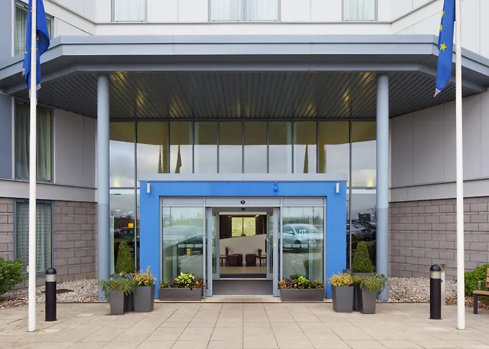 Holiday Inn Express London Stansted Airport By Ihg Stansted Mountfitchet