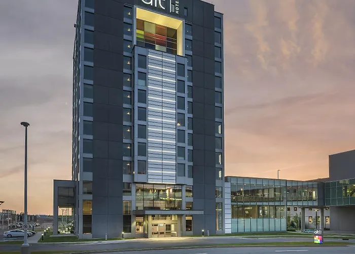 Alt Hotel Halifax Airport - In Terminal Enfield