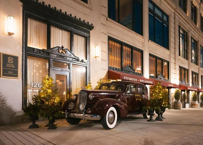 Roost Detroit Hotel