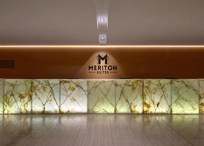 Meriton Suites Campbell Street, Sydney