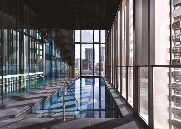 A By Adina Sydney Aparthotel