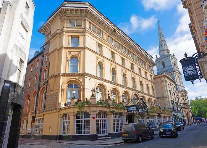 The Grand Bristol By Sunday Hotel