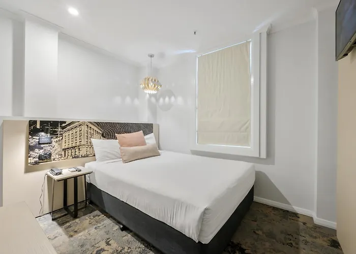 Batman'S Hill On Collins Hotel Melbourne