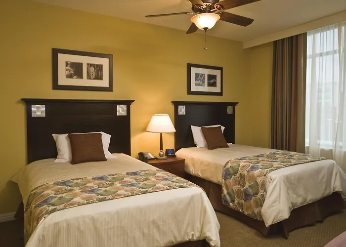 Club Wyndham National Harbor Hotel