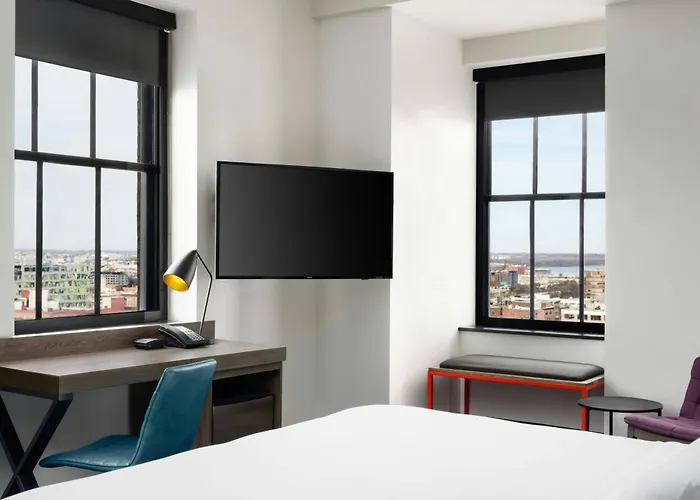 Aloft Philadelphia Downtown Hotel
