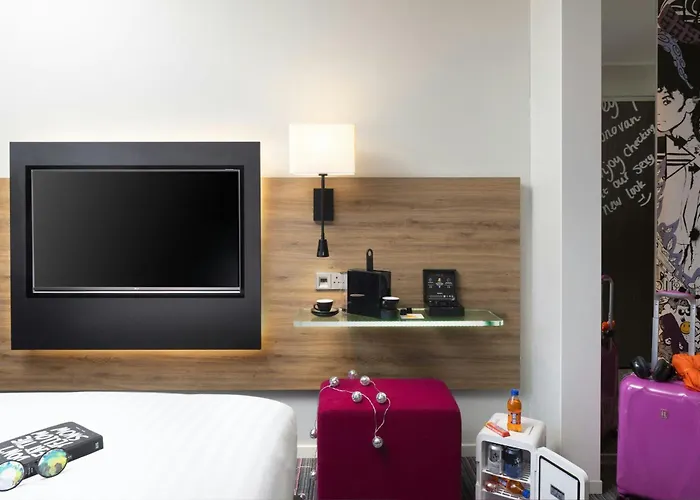 Moxy Southampton Hotel