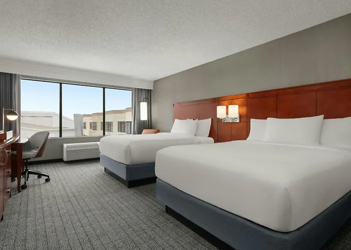 Courtyard By Marriott Fishermans Wharf San Francisco
