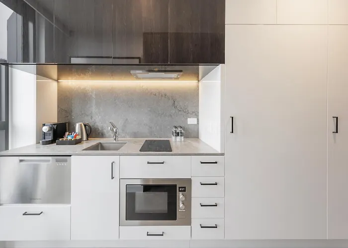 Meriton Suites Melbourne