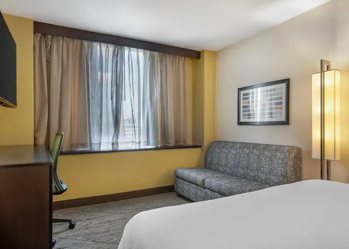 Holiday Inn Express Denver Downtown By Ihg