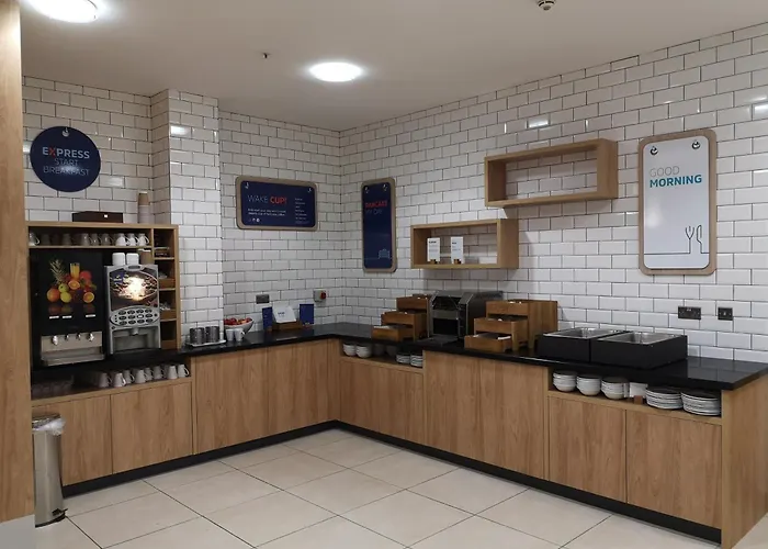 Holiday Inn Express Hull City Centre By Ihg Kingston upon Hull