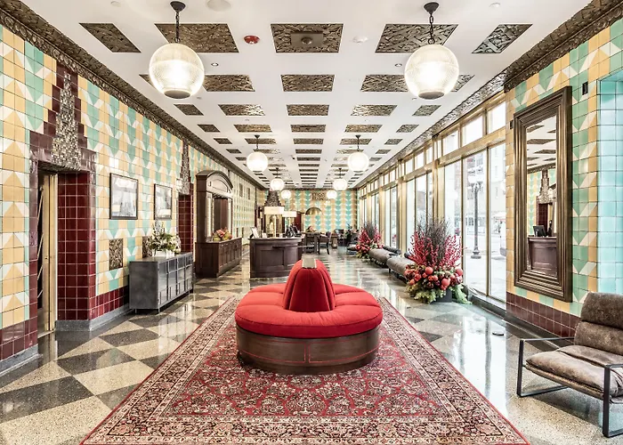 Bottleworks Hotel Indianapolis