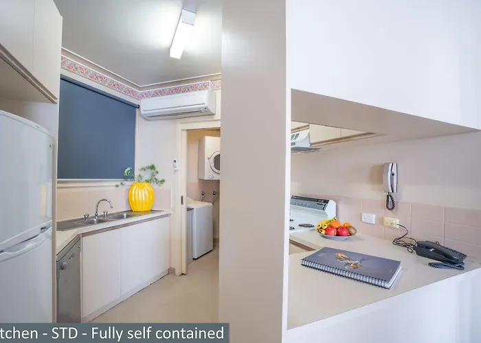 Clocktower Apartment Hotel Melbourne